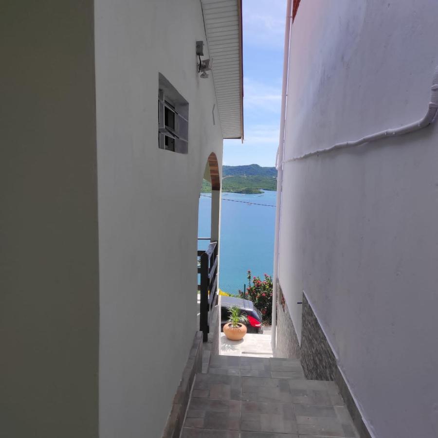 "Au Magnifique Vue " Villa Le Marin Exterior photo